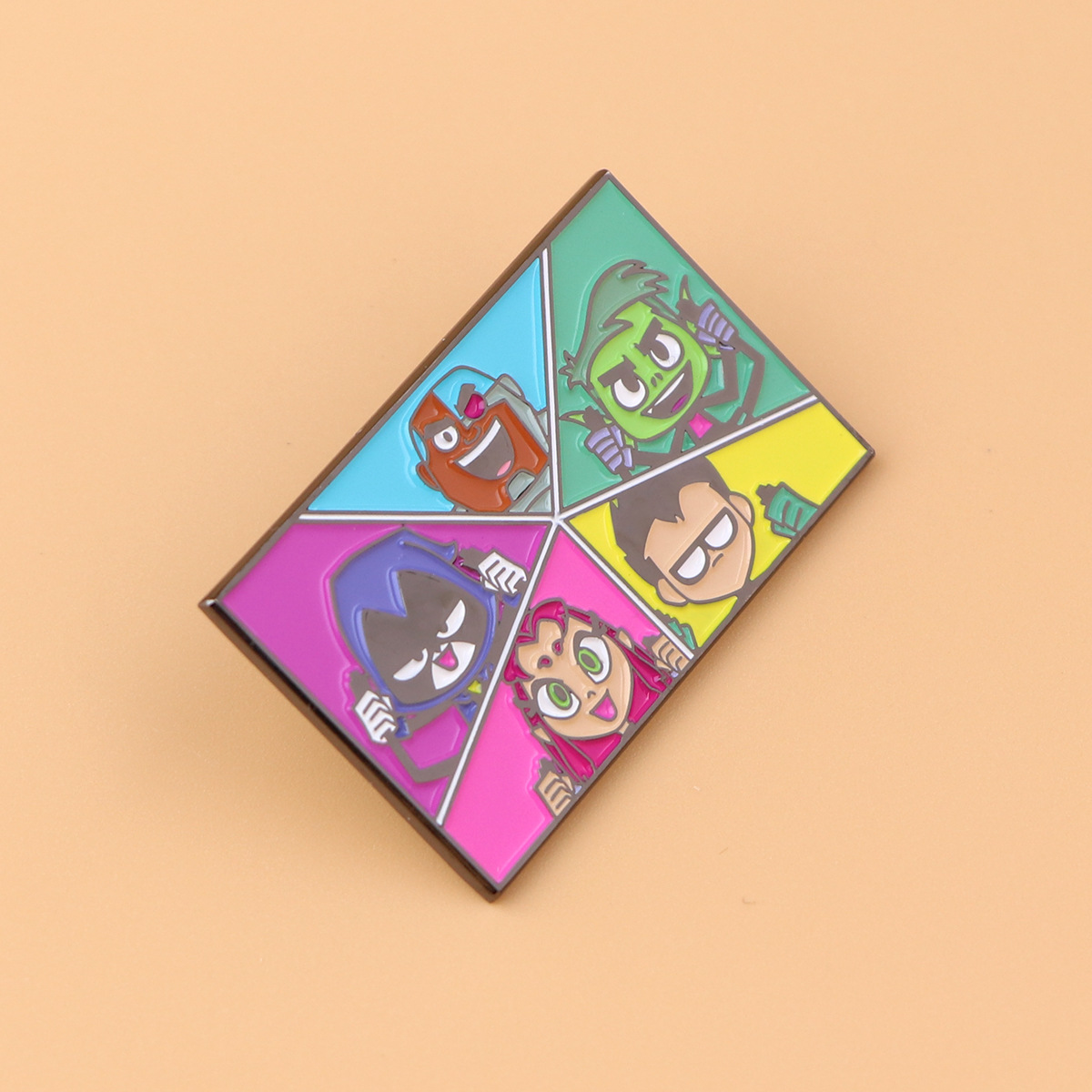 New Teen Heroes Team Enamel Pi - огляд і ціна Tuxedo Lapel Pin